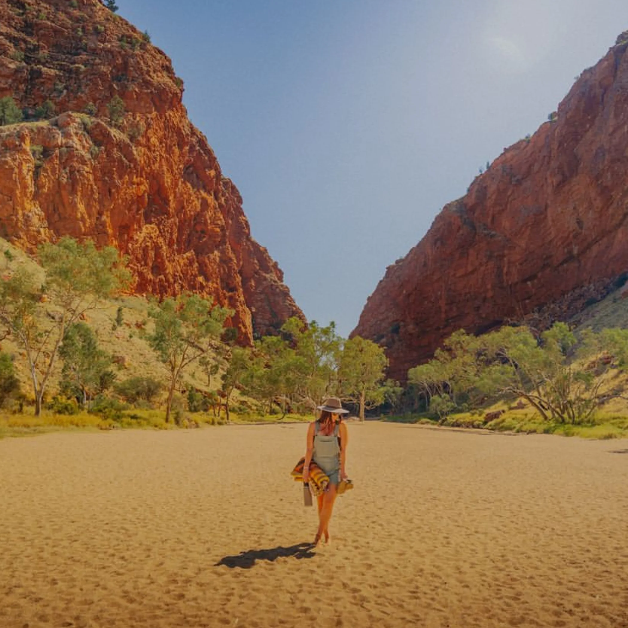 summer hike in australian national park